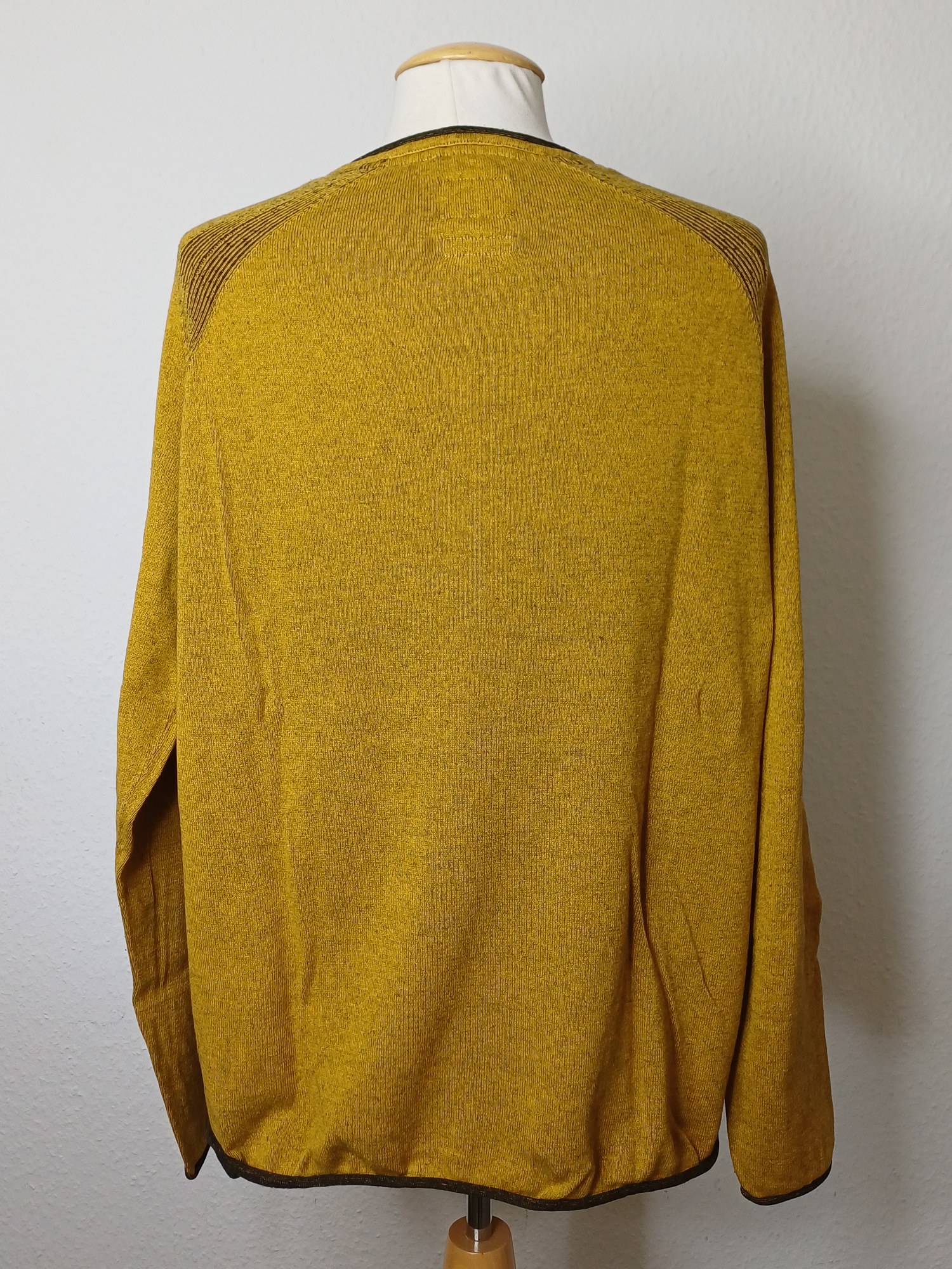 Pullover