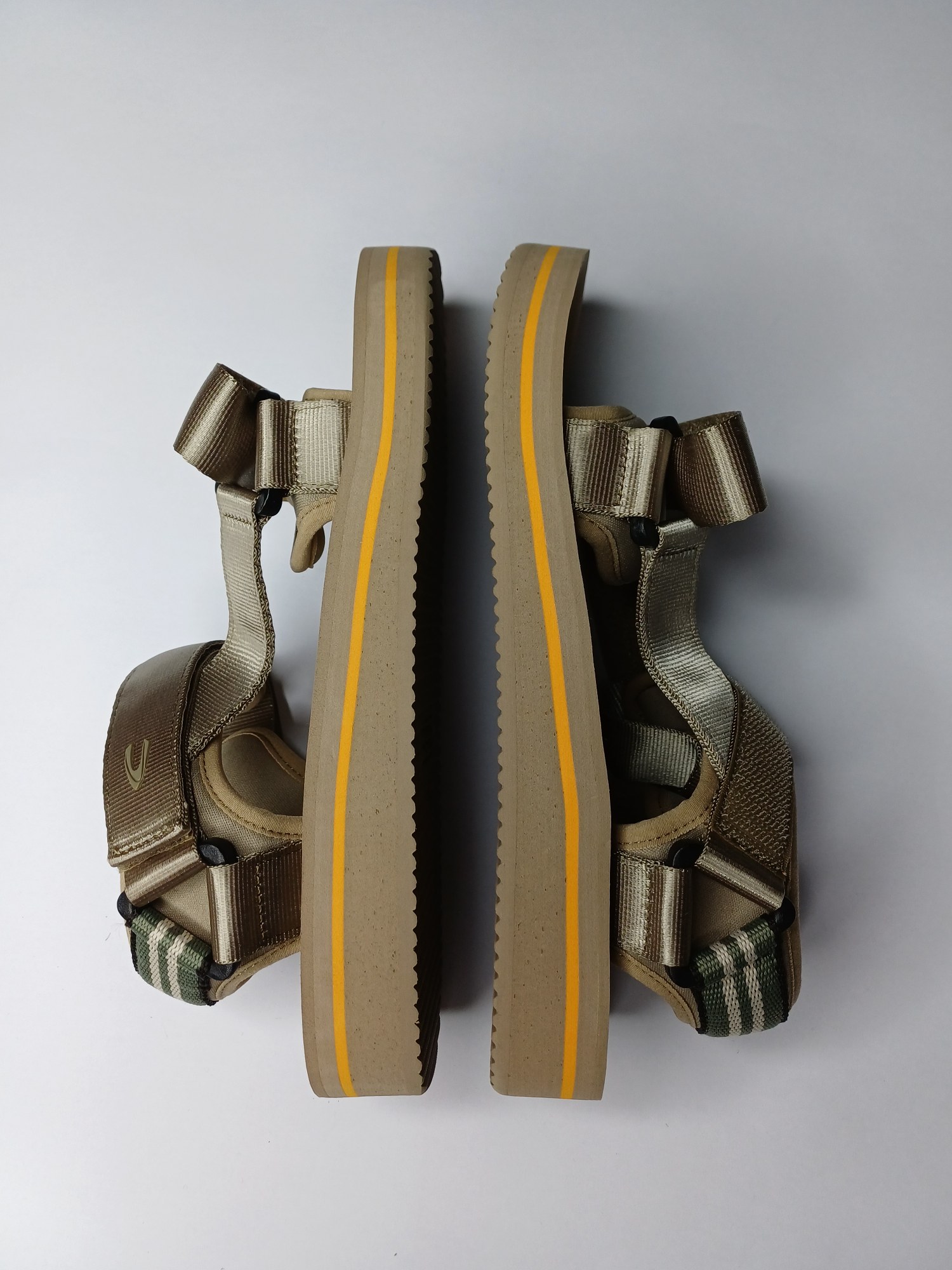 Plateausandalette / Schuhe